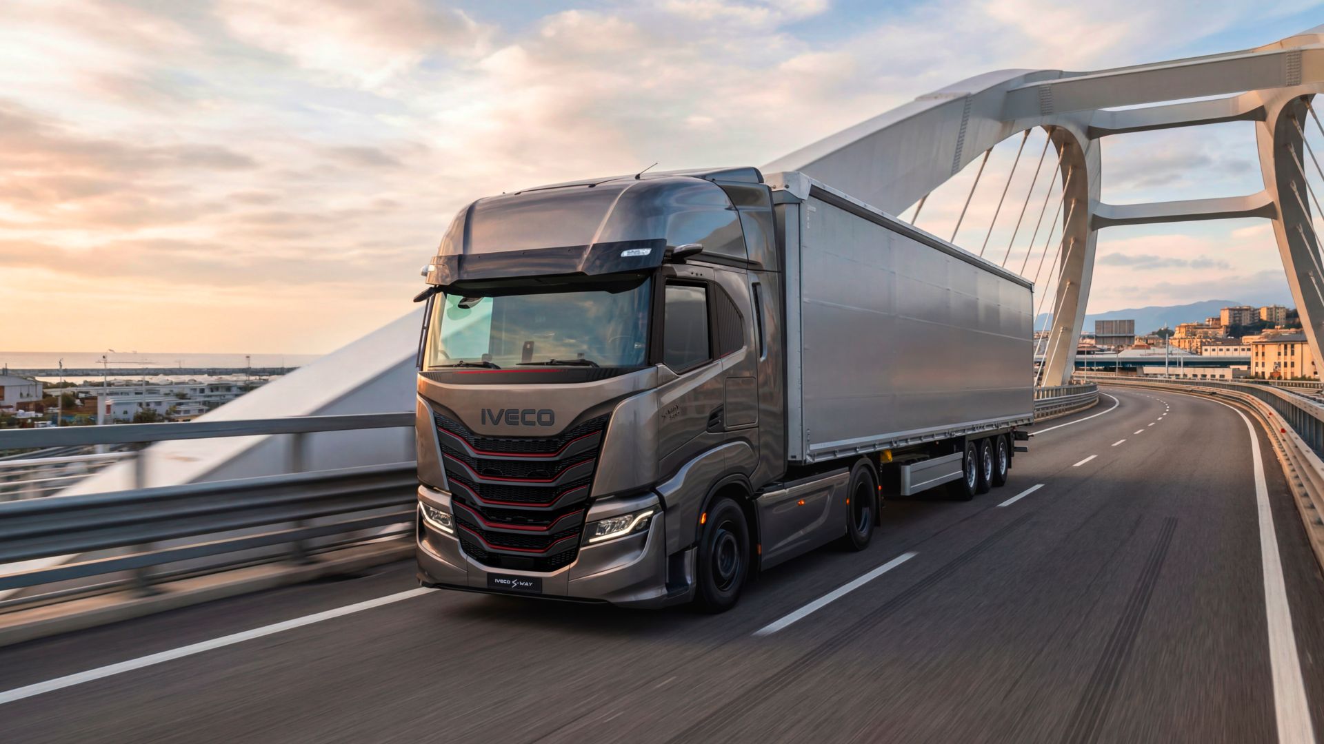 Discover full details of IVECO S-Way
